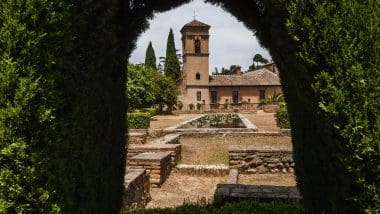 Granada - tego miasta nie można pominąć podczas podróży do Andaluzji!