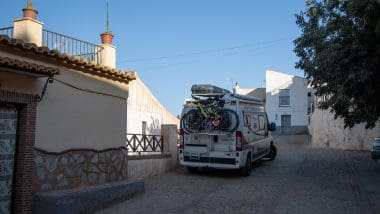 Guadix - miasto gdzie żyje się… w jaskiniach