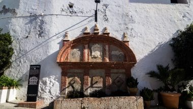 Frigiliana. Spacer Po Andaluzyjskiej, Białej Wiosce