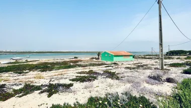 Video | Malowniczy cypel na końcu wyspy Faro - Plaża Barreta