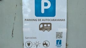 Quesada - Darmowy Parking Z Dostępnym Serwisem