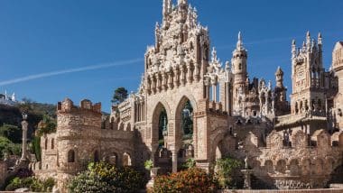 Zjawiskowy Zamek Castillo De Colomares W Benalmadenie