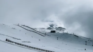 Przewodnik narciarski po Sierra Nevada w Andaluzji