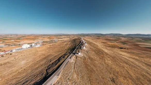 Malownicze Wiatraki Don Kichota - Odkryj Consuegrę W Regionie La Mancha