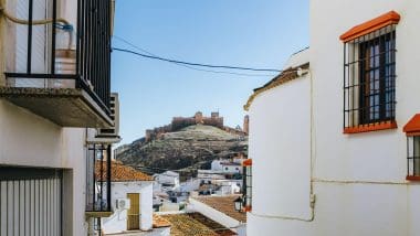 Alora, Białe Miasteczko Na Uboczu Turystycznego Szlaku Andaluzji