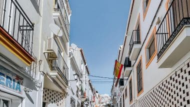Alora, Białe Miasteczko Na Uboczu Turystycznego Szlaku Andaluzji