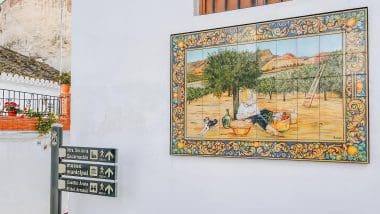 Alora, Białe Miasteczko Na Uboczu Turystycznego Szlaku Andaluzji