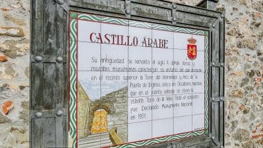 Alora, Białe Miasteczko Na Uboczu Turystycznego Szlaku Andaluzji