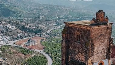 Alora, Białe Miasteczko Na Uboczu Turystycznego Szlaku Andaluzji