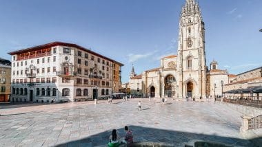 Zwiedzanie Oviedo. Podróże po Hiszpanii