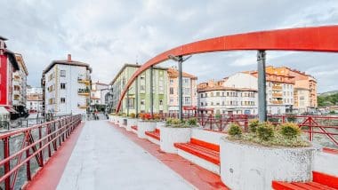 Spacer po Cangas de Onís. Rzymski most, królewskie skarby i dolmeny