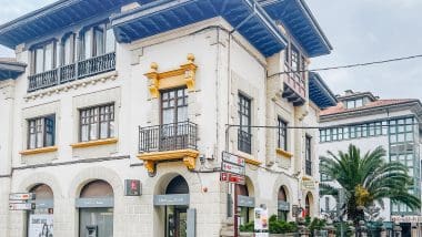 Spacer po Cangas de Onís. Rzymski most, królewskie skarby i dolmeny