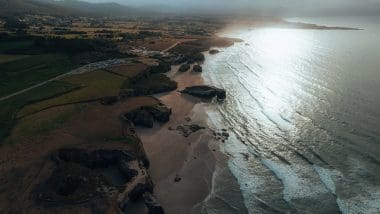 Plaża Las Catedrales - Ikona północnego wybrzeża Hiszpanii