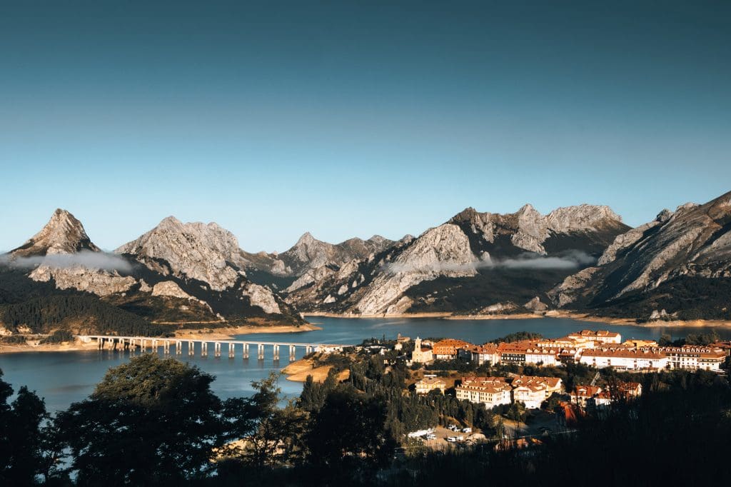 Riano, Półnona Hiszpania 
